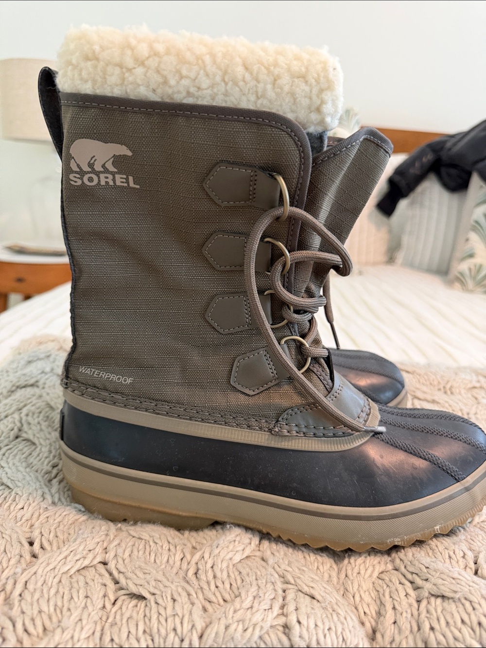 Sorel Olive and Black Lace-Up Waterproof Winter Boots with Shearling Cuff